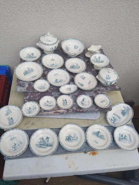 Ancienne Dinette En Porcelaine - Service De Poupée Vintage