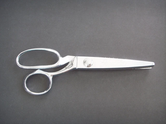 Vintage Kane Kut Italy Zig Zag Dressmaker Pinking Shears Fabric Scissors Craft