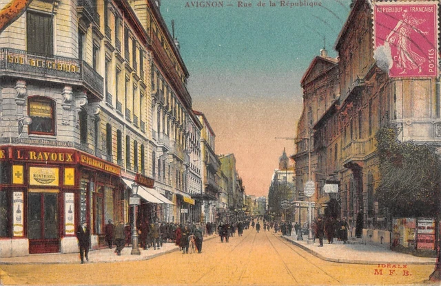 CPA 84 AVIGNON / RUE DE LA REPUBLIQUE | Australia