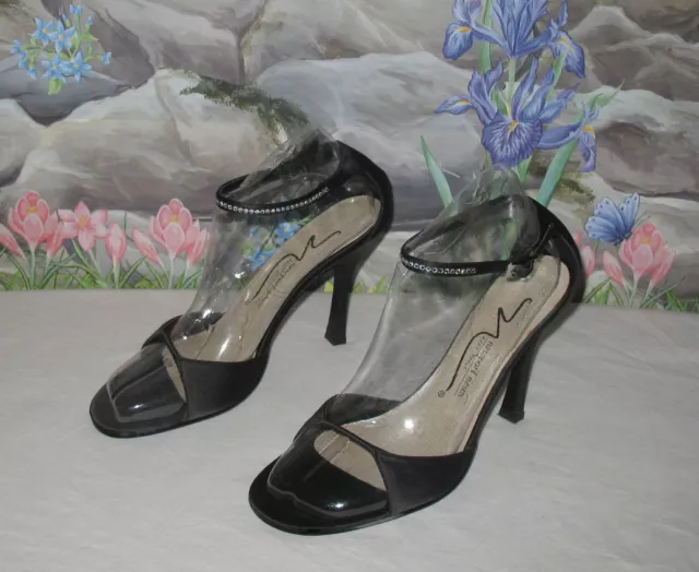 New NEWPORT NEWS Black Satin & Rhinestone Heels Dress Sandals sz 8