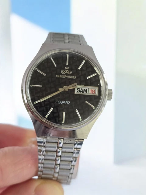 Montre-bracelet Pour Femme Anker Argent Modèle 835 – En Bon état D'occasion
