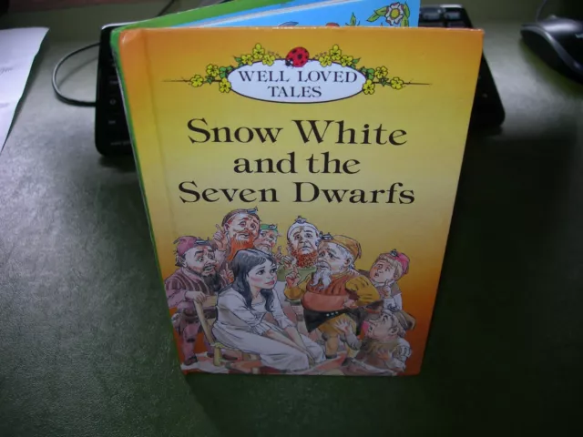 Ladybird Book Series 606D Well Loved Tales Snow White And The Seven Dwarfs - GC