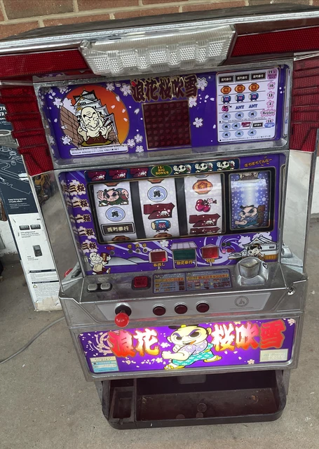 QUARTER / TOKEN PACHISLO NANIWA SAKURAFUBUKI SLOT MACHINE no key