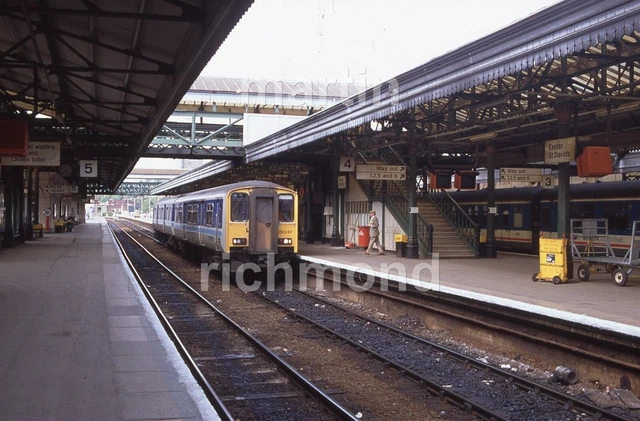 Exeter 150 EXETER ST. DAVIDS Class 150 DMU 150247 1989 Agfachrome 35mm Slide RN340 ...
