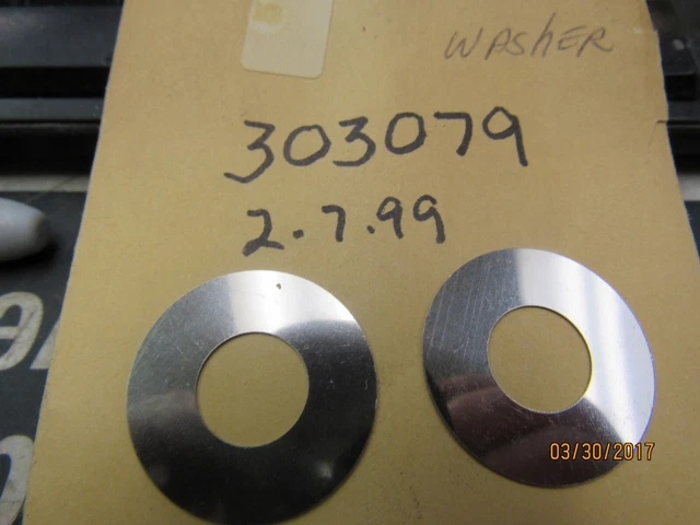 2 New  Omc Oem  Johnson Evinrude Washers 303079