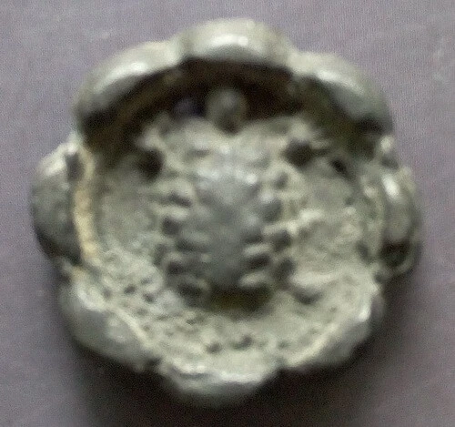 18th circa.--SOUTHEAST ASIA--ANCIENT COIN---FLOWER SHAPE DOUBLE TURTLE---22 mm. 2