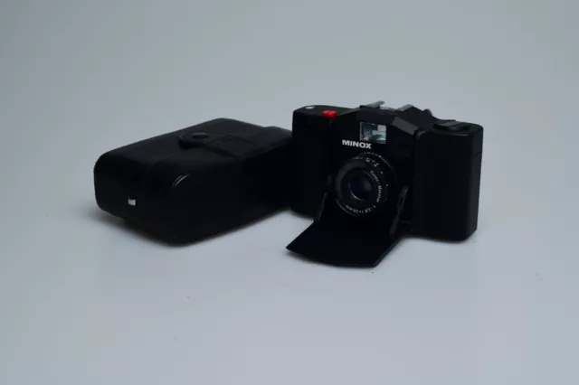 Minox 35 EL Compact 35mm Rangefinder Camera with Case (571)