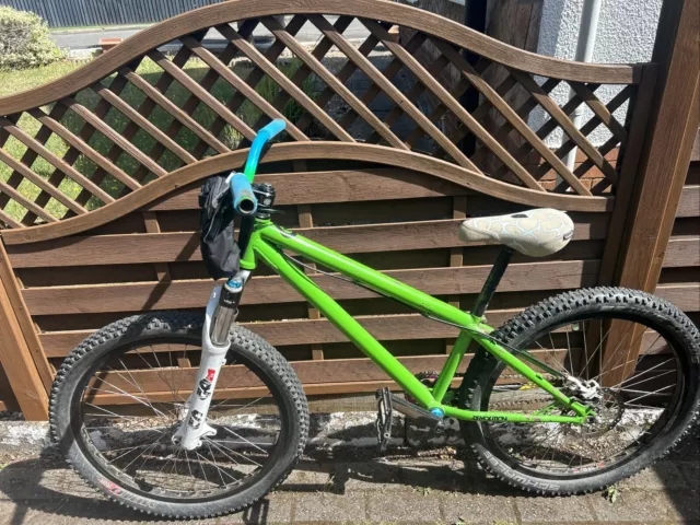 Used dirt jumper best sale