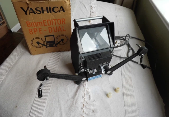 YASHICA 8PE DUAL Film Editor Working with Box Regular Super