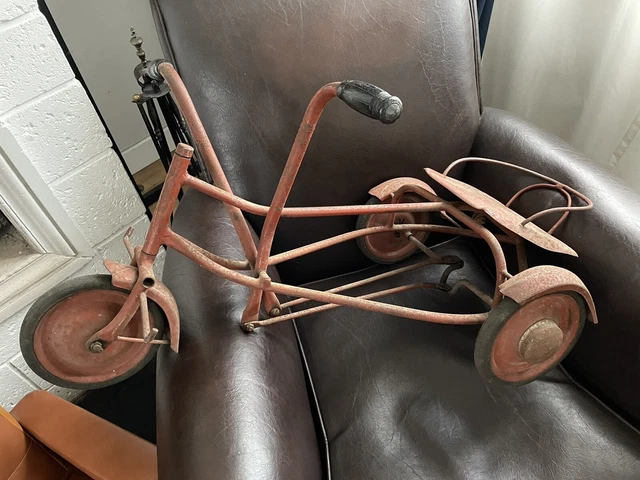 Tricycle Mécanique Paya - Reproduction Espagnole - Tôle - Réf 952 - Occasion