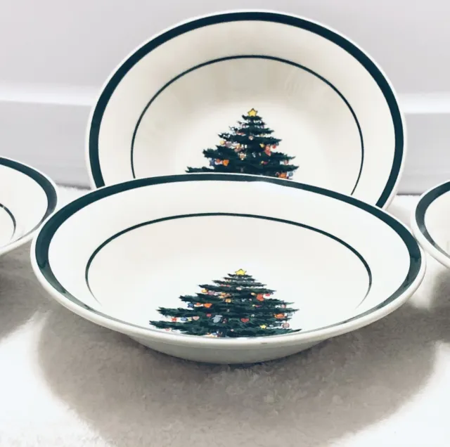 Totally Today "CHRISTMAS TREE" Pattern Set of 4 Soup/Cereal Bowls VTG