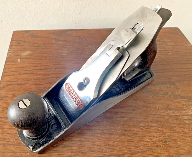 Vintage Stanley  Bailey No 4 Smoothing Plane. Made in England