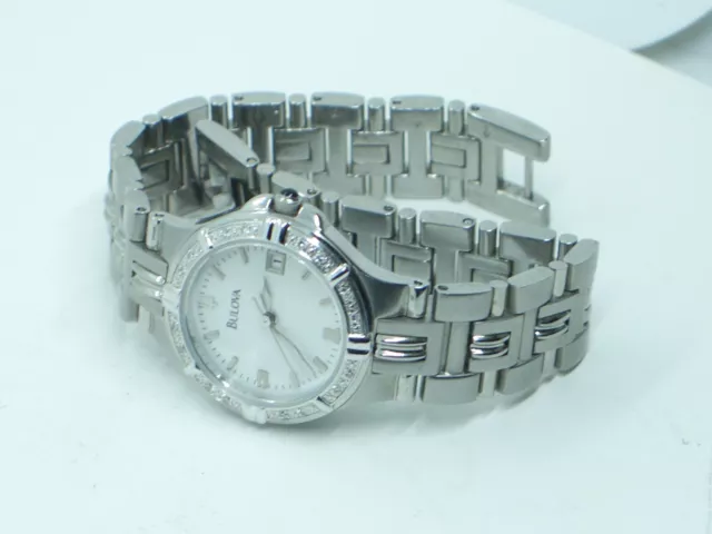 Estate Ladies Bulova Silvertone Diamond Bezel Bulova Watch Wristwatch  C867878