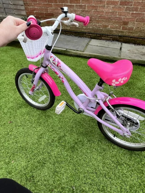 Halfords wild rose best sale bike