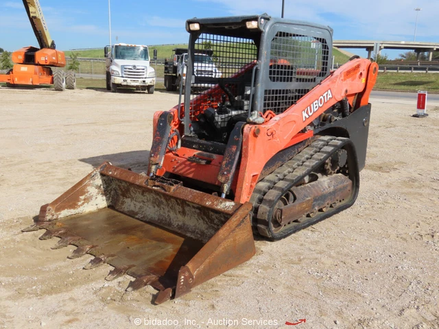2017 Kubota SVL75-2 Skid Steer Track Loader Crawler Aux Hyd Bucket