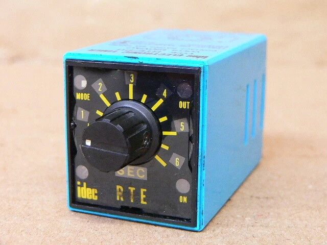 IDEC RTE-P11 Electronic Timer