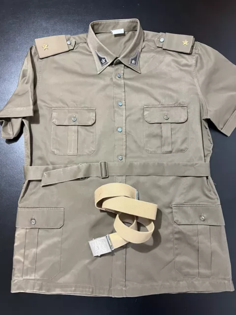 Camicia e cintura da S.Ten. Genio Esercito Italiano completa di gradi e mostrine