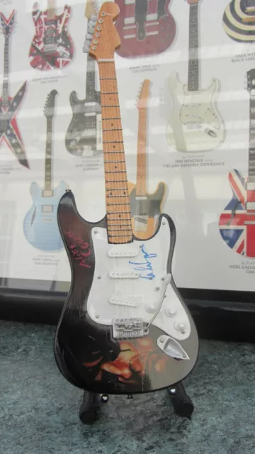 Guitare Électrique Pink Floyd Fender Stratocaster The Wall Version  Miniature Modèle Décoratif Pour Collection