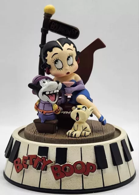 BETTY BOOP Bourbon Street Hand Painted Sculpture *HAS  FLAWS* NO DOME see pics