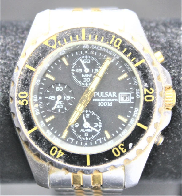 PULSAR CHRONOGRAPH 100M Diver 43mm Quartz Man's Watch Needs Battery