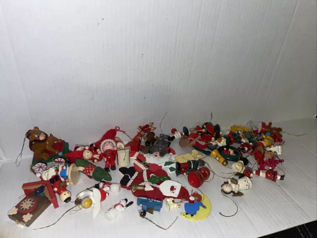 30 Miniature Wooden Christmas Tree Ornaments VIntage Holiday Traditions  Crafting
