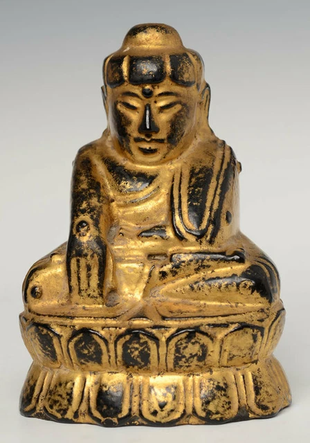 19th Century, Mandalay, Antique Burmese Wooden Seated Lotus Buddha