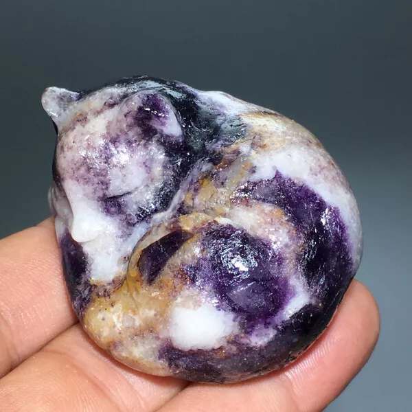 125g Natural Crystal.purple fluorite.Hand-carved. Exquisite cat.statues gift 30