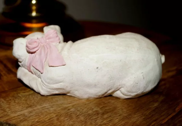 Pig Ledge Hugger Heavy Ceramic Pig With Pink Bow 4 X 7" 2