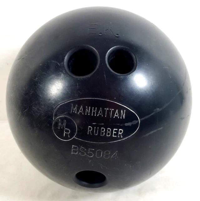 VINTAGE MANHATTAN RUBBER 15lb. Bowling Ball & Carrying Case 19.95