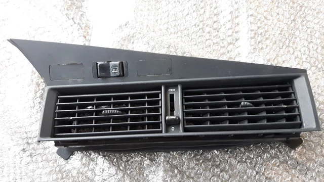 MERCEDES W201 L FTUNG Luftdusche Mitte Armaturenbrett 190er EUR 50 00 mercedes-w201-l-ftung-luftdusche-mitte-armaturenbrett-190er-eur-50-00