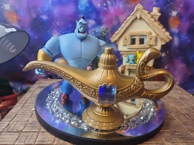 Disney Store Life Action Aladdin Magic Genie Lamp Light & Genie working used GC