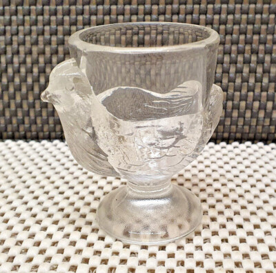 Paire De Coquetiers Vintage En Verre Moulé Translucide - Forme D'Oiseau - Années 1920-1949