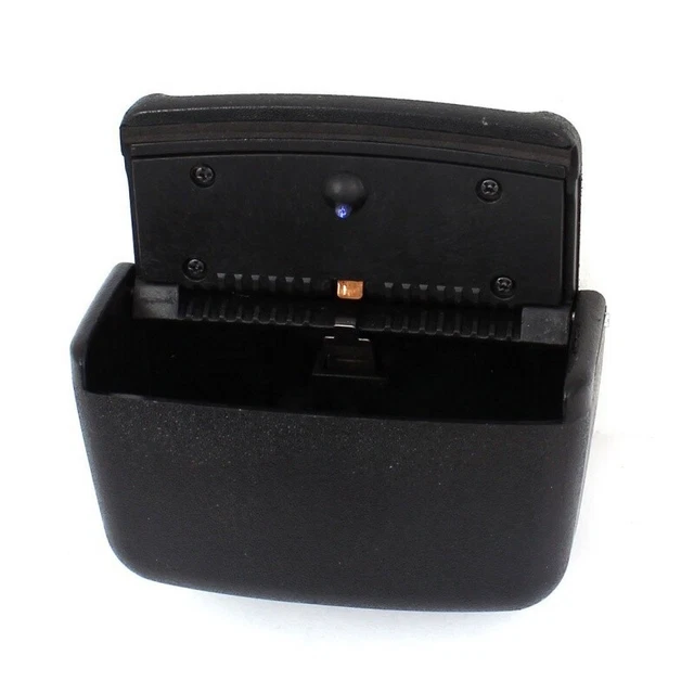 Auto plastica nera rettangolare  LED titolare posacenere Z4A3A3