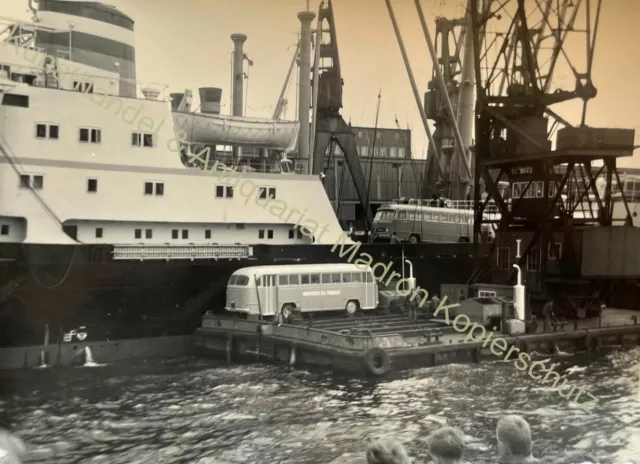 orig. Foto Mercedes Bus Auto Autobus Oldtimer Schiff Hafen