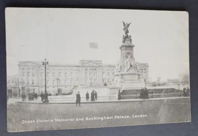 National Series Postcard - Victoria Memorial & Buckingham Palace - 1919 (W)