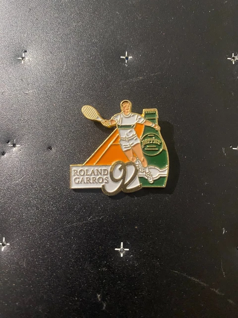 Pin’s Arthus Bertrand - Coupe De Tennis - Vintage