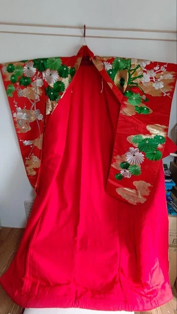 Japanese Kimono Uchikake Luxurious Wedding Embroidery Pure Silk Flower Red K471 4