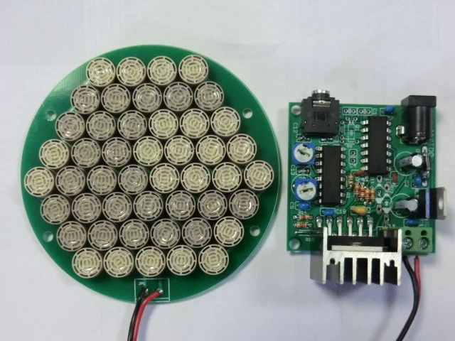 Ultrasonic shop parametric speaker