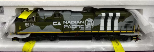 MTH RAILKING 30-20945-1 CANADIAN PACIFIC SD70ACe MILITARY DIESEL TRAIN O GAUGE 2