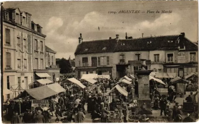 CPA AK Argentan - Place du Marche (250043)