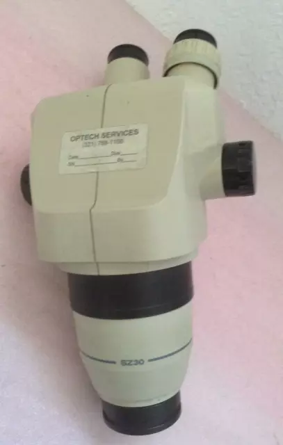Olympus SZ30 Microscope with WF20X eyepieces and 2X lens Olympus SZ30 Microscope with WF20X eyepieces and 2X lens