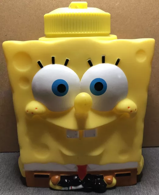 Universal Studios 2013 SpongeBob Squarepants Water Sipper Tumbler Bottle  Molded
