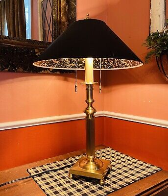 VINTAGE WILDWOOD LAMPHOLDER LP-016 DUAL SOCKET Table LAMP Lacquered Brass finish