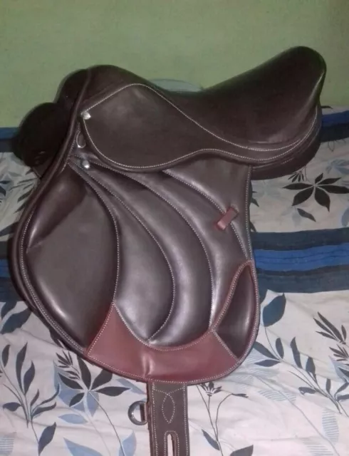 New jumping close contact saddle leather size 18" inch/ All size