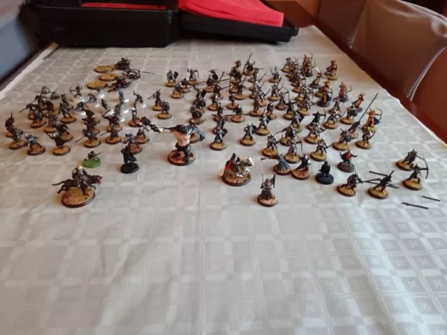 Lotto WARHAMMER il Signore degli Anelli In Resina miniature vintage + Valigetta