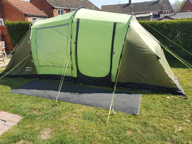 Urban escape tent top