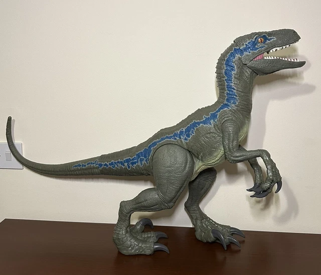 JURASSIC WORLD DINOSAUR Super Colossal Velociraptor Blue Figure Mattel ...