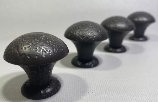 Atlas Homewares Olde World Cabinet Knobs 1 3/8 in. Aged Bronze Finish Lot of 4
