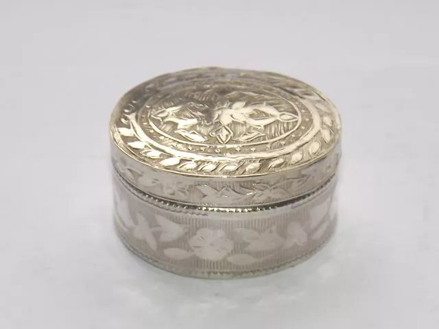 EASTERN SOLID SILVER STERLING BOX, SILVER PILL BOX, SILVER RING BOX c1970