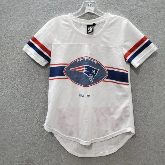 New England Patriots Women Jersey Medium White Team Logo Mesh Short Sleeve READ